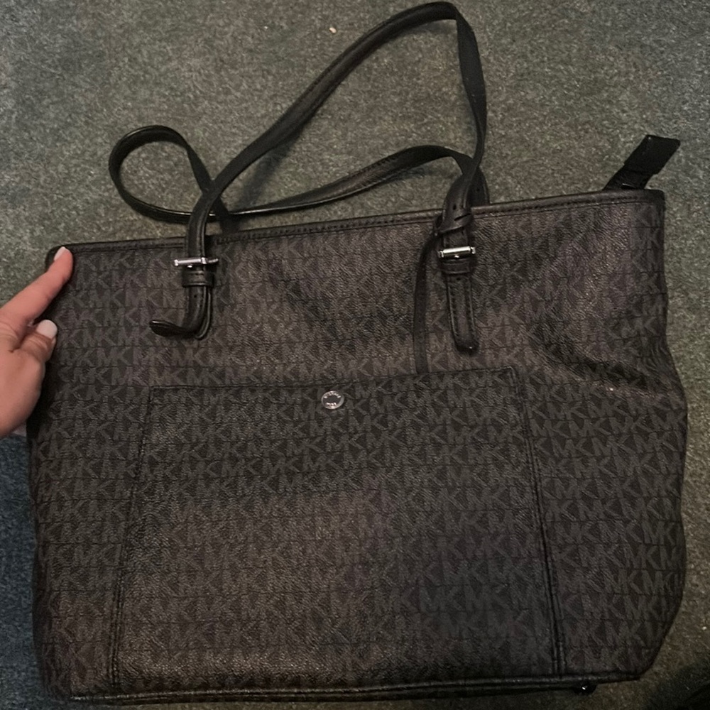 Black mk purse and matching wallet